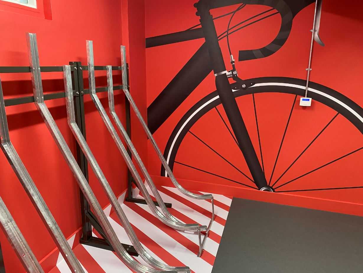 Semi Vertical Bike Stand Image